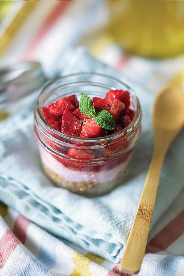 Strawberry coconut cream pots