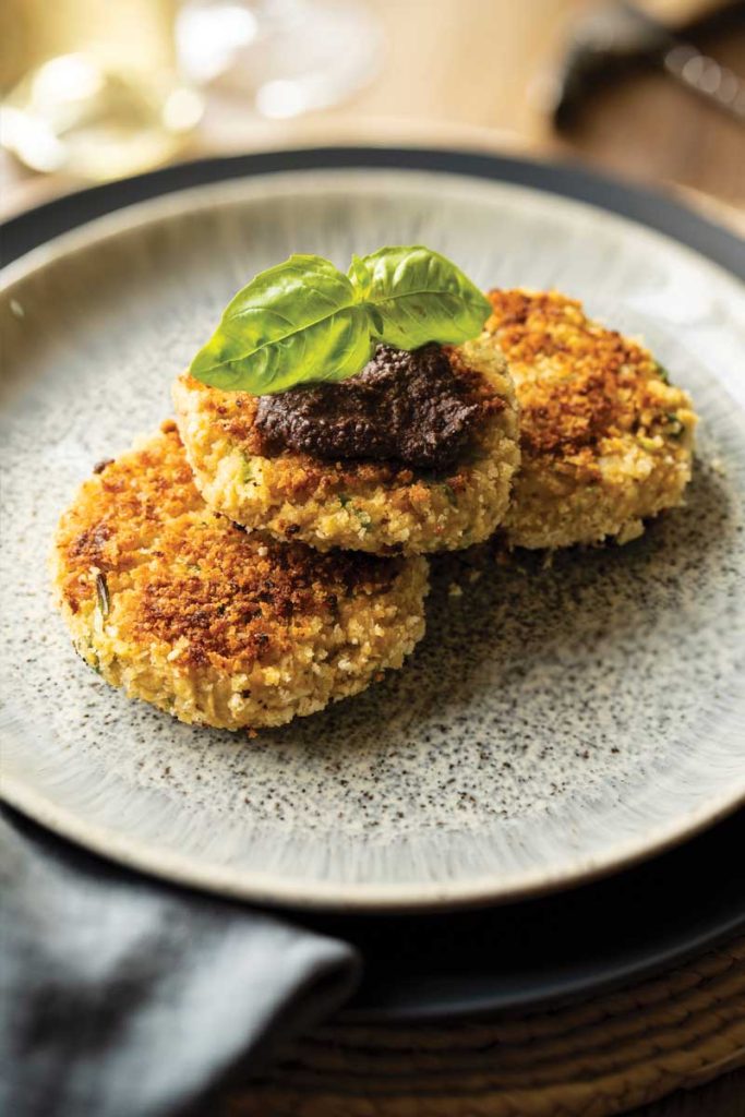 Crabby cakes with seaweed pesto